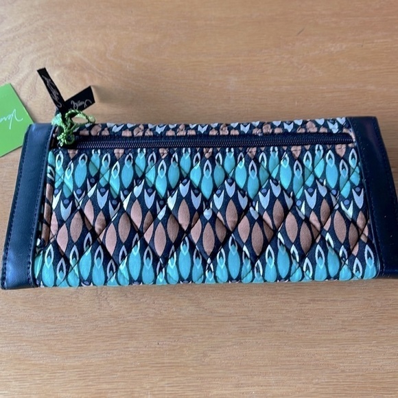 NWT Vera Bradley Trifold Wallet in Sierra Stream - Picture 4 of 7